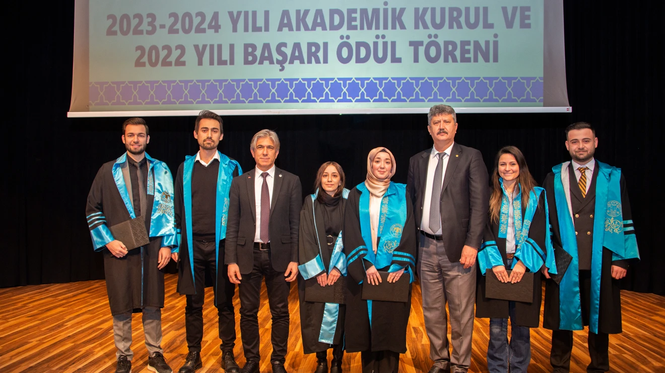 Selçuk Üniversitesi Fen Fakültesinde ‘Akademik Kurul ve Başarı Ödül Töreni’